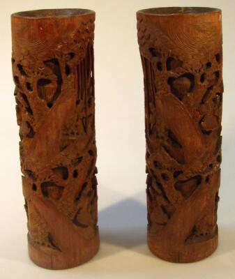 A pair of Chinese late Qing period bamboo brush pots - 2
