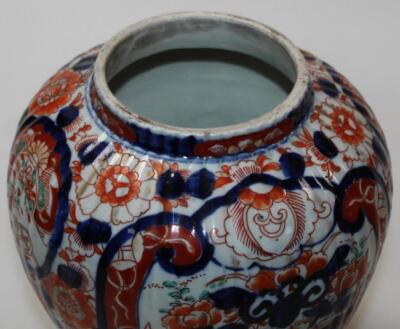 A pair of Japanese Meiji period Imari pottery vases - 3