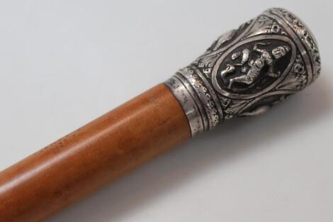 An early 20thC lightwood cane