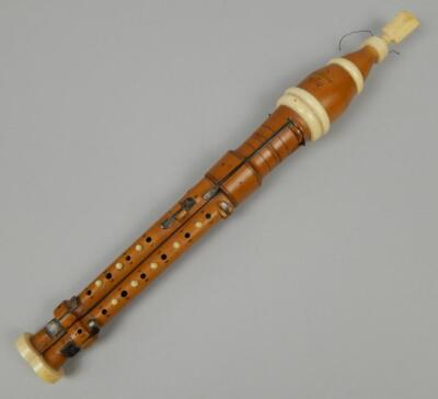 An early 19thC boxwood and ivory double flageolet