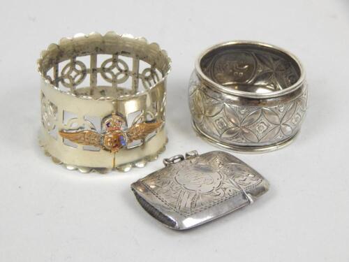 Small items of silver and plate