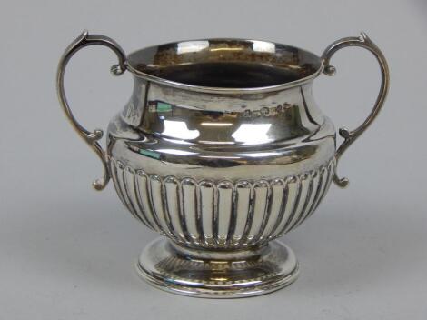 An Edwardian silver two-handled bowl