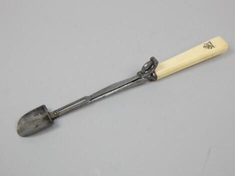 A late 19th/early 20thC cheese scoop