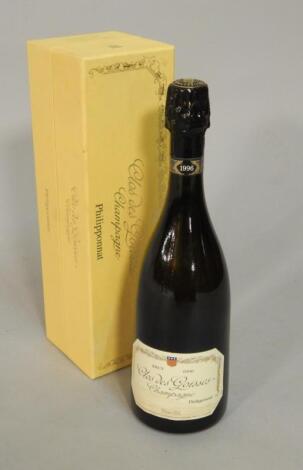 A bottle of Clos des Goisses champagne