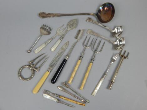 Various items of silver plated etc.