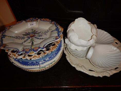 A Meissen blue and white bowl