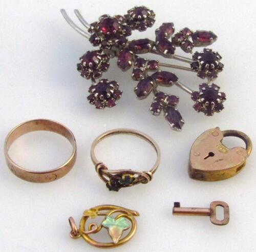 Various jewellery