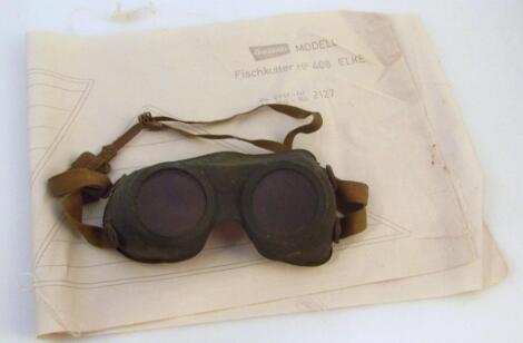 A pair of mid-20thC Neophan Auer German U-boat submarine goggles