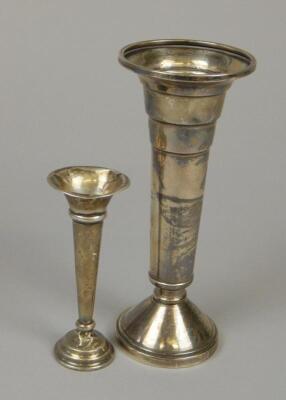 An Edwardian silver tapering vase