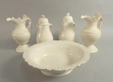 Various items of modern Leeds creamware