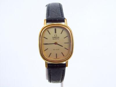 A 20thC ladies Omega quartz De Ville wristwatch - 2