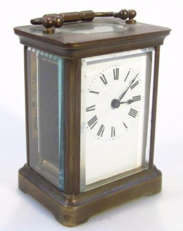 An early 20thC brass flat front carriage clock