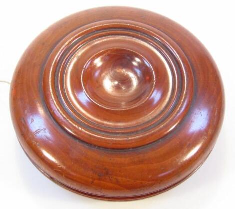 A late 19thC polished walnut thread wheel