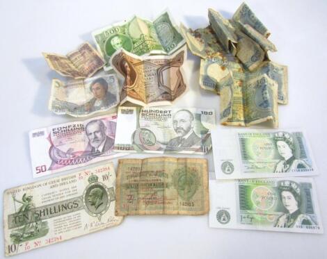 Various bank notes