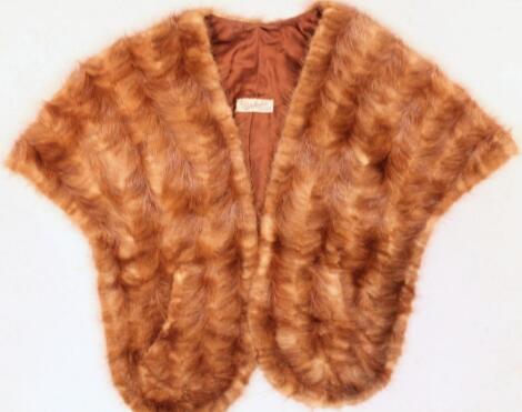 An early 20thC fur shoulder stole