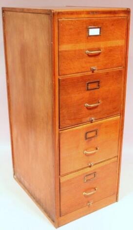 An early 20thC Shaw Walker oak filing cabinet