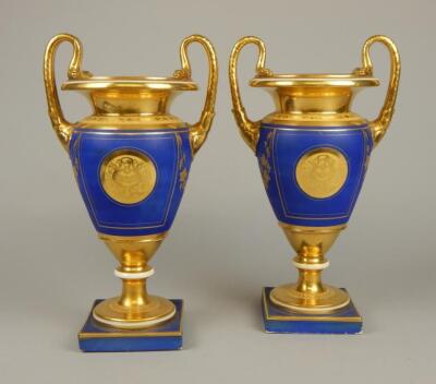 A pair of 19thC Paris porcelain two handled vases - 2