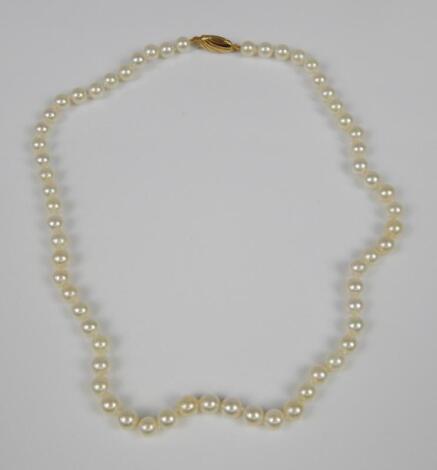 A single row cultured pearl necklace