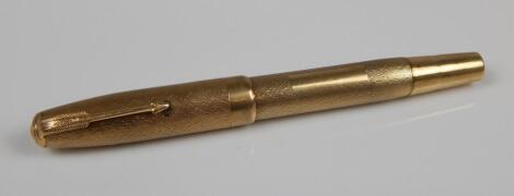 A 9ct gold fountain pen