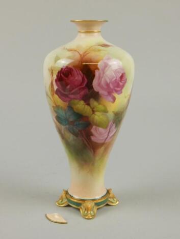 An early 20thC Royal Worcester vase