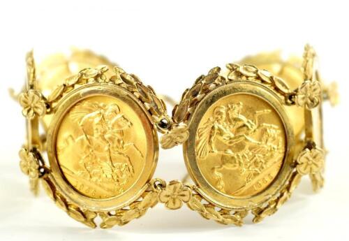 An Elizabeth II six gold sovereign bracelet