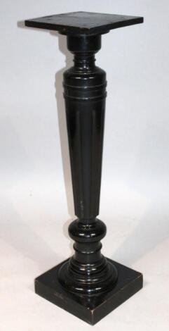 An early 20thC ebonised jardiniere stand