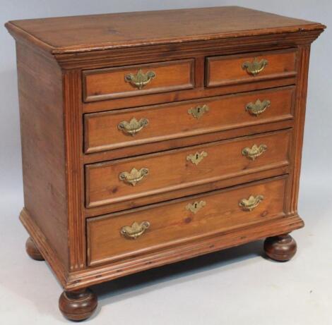 A 19thC pine chest