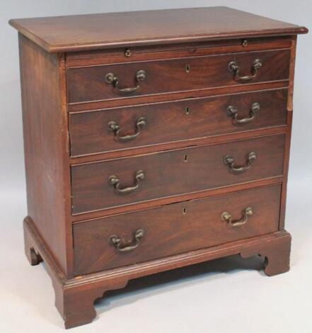 An 18thC mahogany bachelors chest