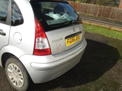 A Citroen C3 Desire 1.4 HDI 5 door hatchback - 3