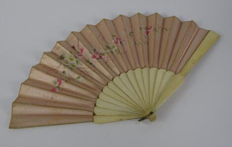 A Continental bone and silk fan