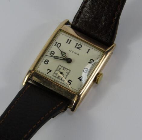 A Cyma 9ct gold cased gentleman's wristwatch