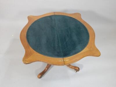 A Victorian figured walnut card table - 2