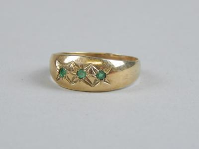 A 9ct gold dress ring