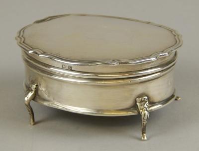 A George V oval silver trinket box