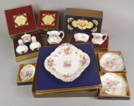 Various pieces Royal Crown Derby Posies pattern ceramics