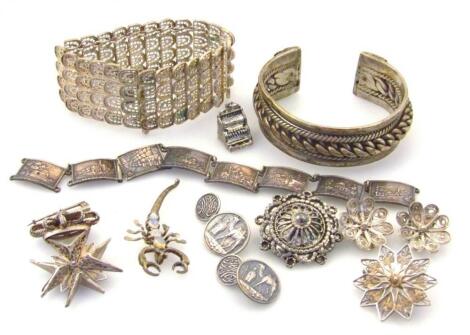 Various jewellery