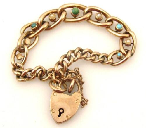 A 9ct gold heavy link bracelet