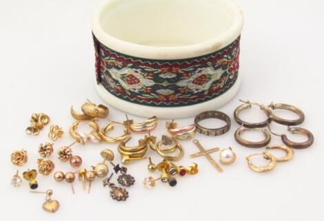 Various yellow metal and other ear studs