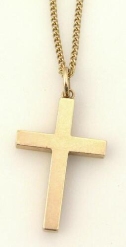 A 9ct gold cross