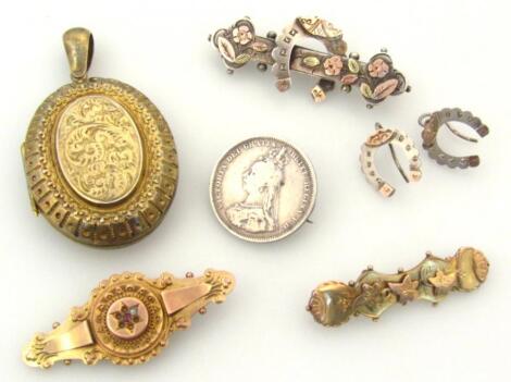 Various jewellery