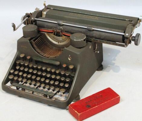 An early 20thC Bar-Lock typewriter