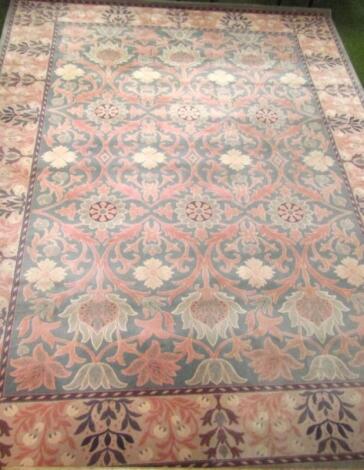 A 20thC 100% pure wool rug