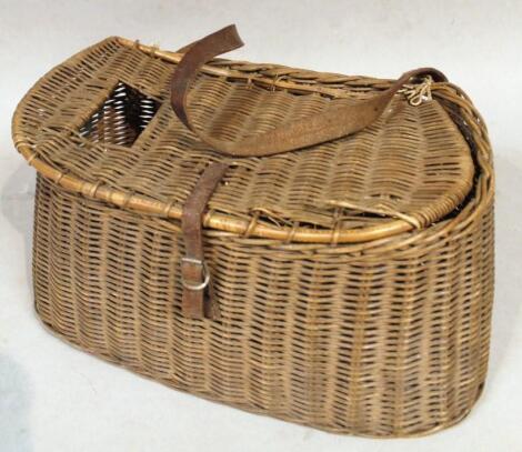 A mid-20thC wicker fishing creel