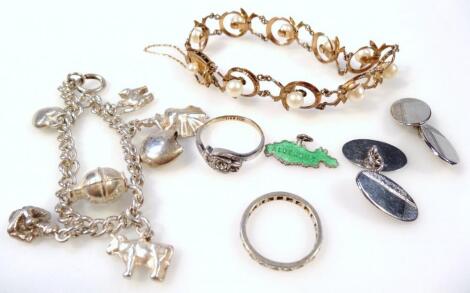 An Edwardian style bracelet