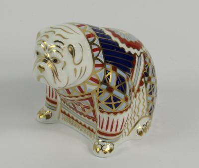 A Royal Crown Derby Imari porcelain paperweight modelled as the Bulldog