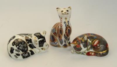Three Royal Crown Derby Imari porcelain paperweights modelled as the Catnip Kitten Misty and Siamese