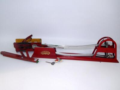 A Kotdeg toy car catapult