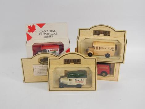 Various boxed die cast vehicles