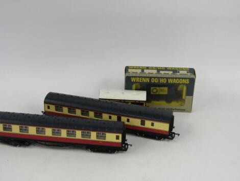 A Hornby three coke wagon pack