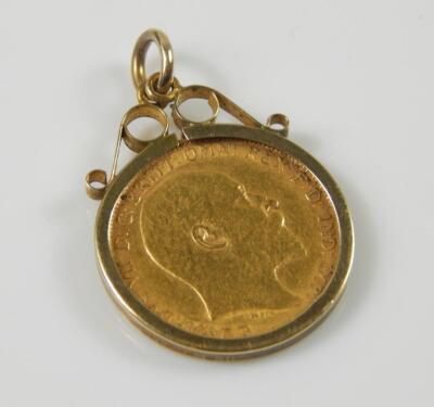 An Edward VII half gold sovereign - 2